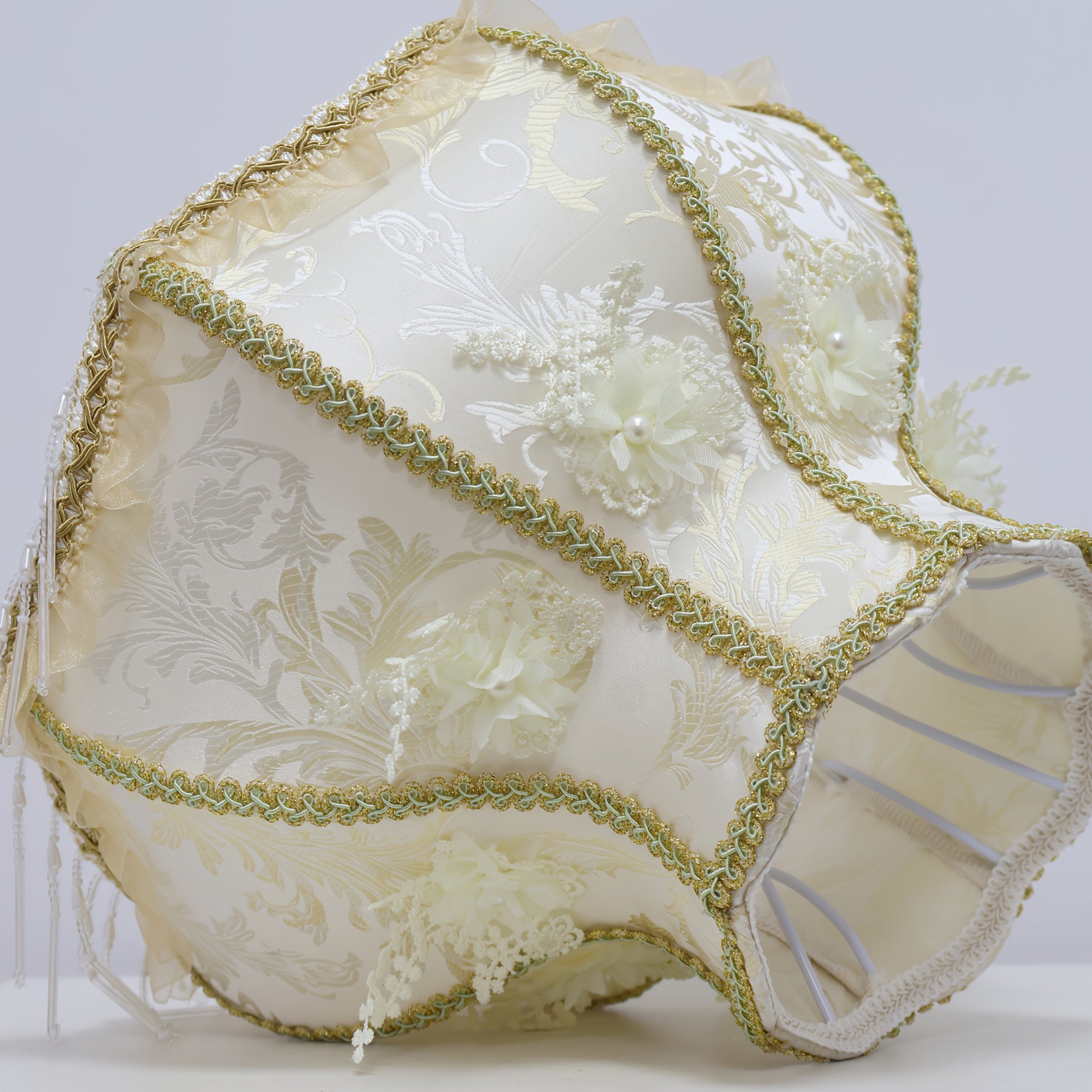 Vintage-style lace silk embroidered pearl linen shades