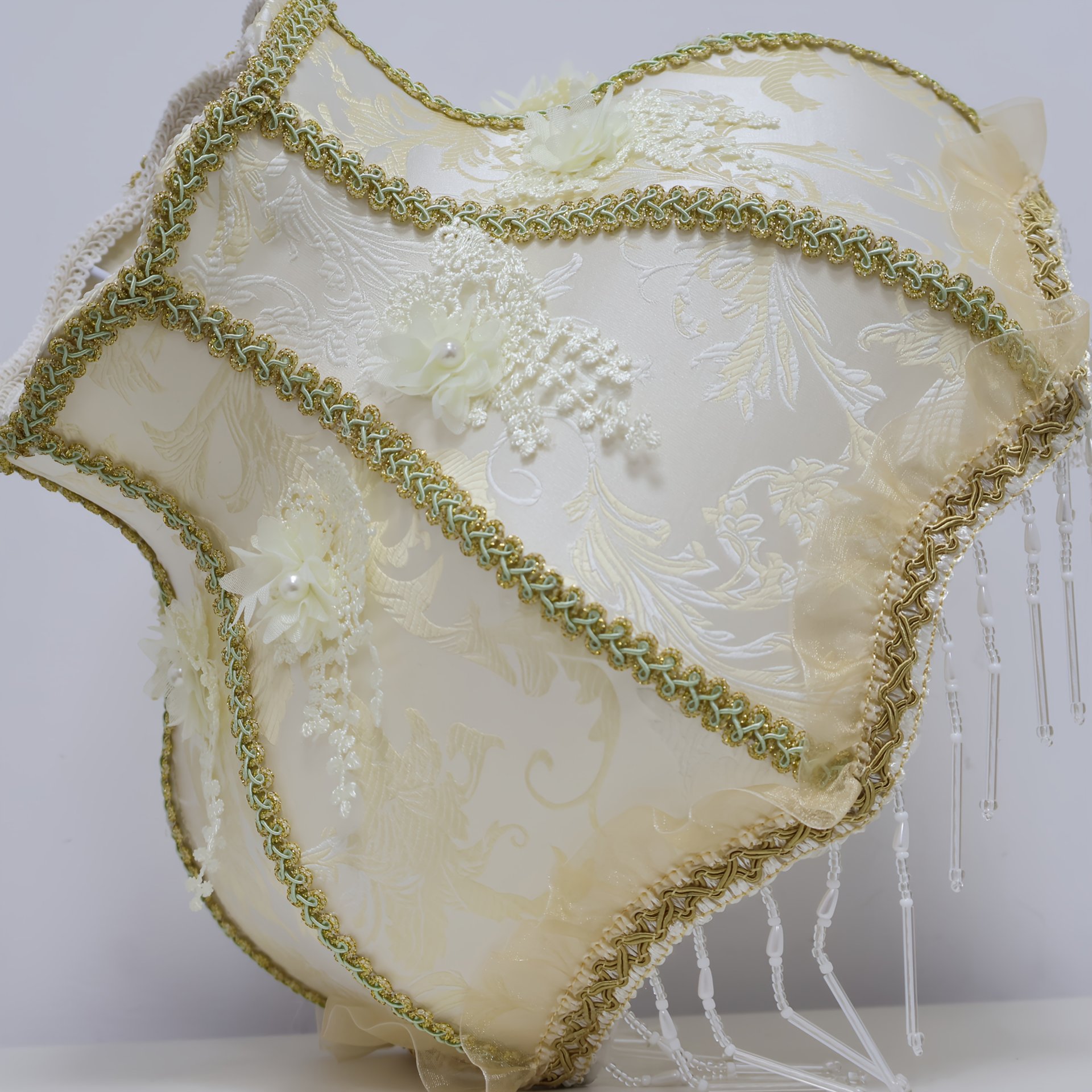 Vintage-style lace silk embroidered pearl linen shades