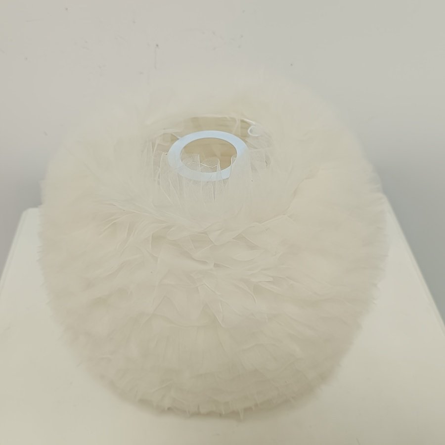 Cream‑style gauze pleated spherical lampshade, soft fluffy gauze lampshade, spherical lampshade shell for wedding‑atmosphere lighting fixtures