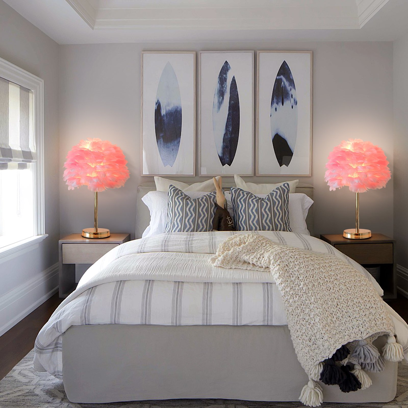 Fluffy Feather Table Lamp, Aesthetic Bedside Night Light with Gold Base & Plume Shade, Coquette Room Decor