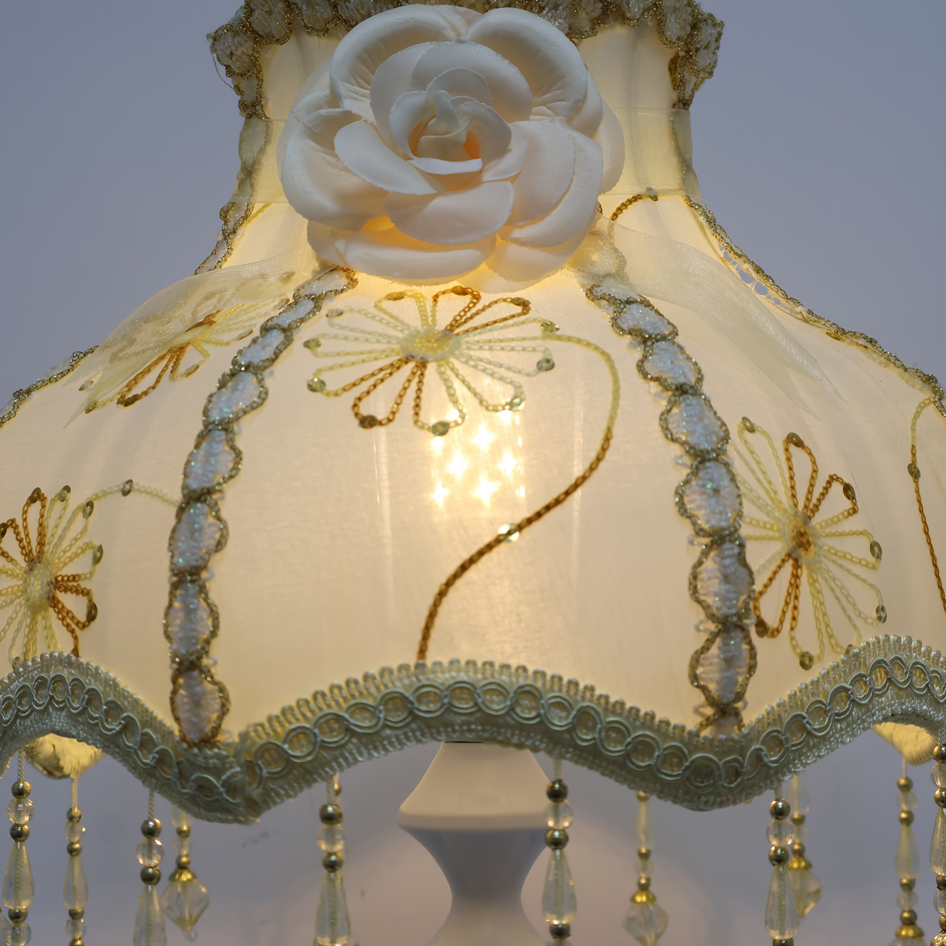 Vintage French Floral Lampshade, Victorian Jacquard Fabric Table Lamp Shade Replacement with Beaded Tassels, Antique Room Decor (Lampshade Only)