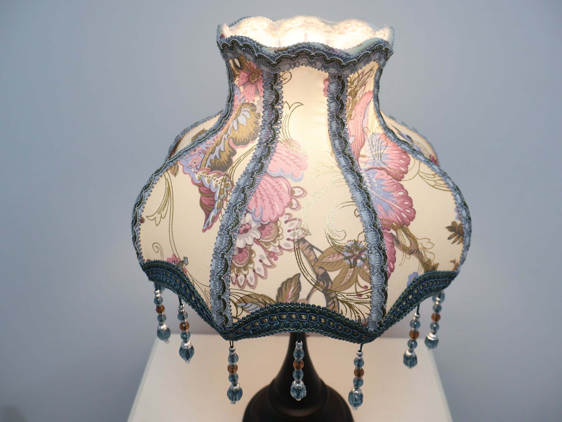 Vintage French Floral Lampshade, Victorian Jacquard Fabric Table Lamp Shade Replacement with Beaded Tassels, Antique Room Decor (Lampshade Only)